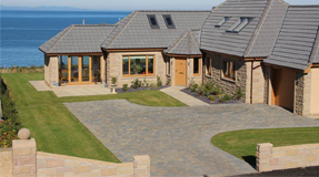 custom homes moray